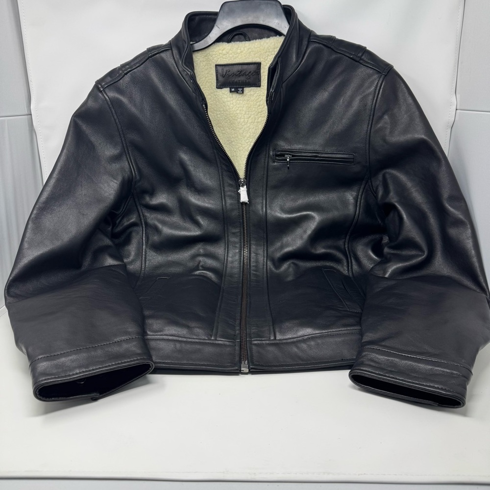 Vintage Black Leather Jacket with fleece Interior men’s size medium new no tags